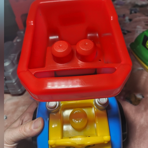 Mega Blok Colorful Toy Car Set for Kids 4 Vehicals! - Picture 11 of 16